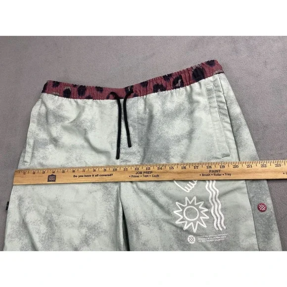 Stance Shorts Mens XL Green Complex Hybrid Beach Wicking Stretch Outdoor Swim - Picture 12 of 15